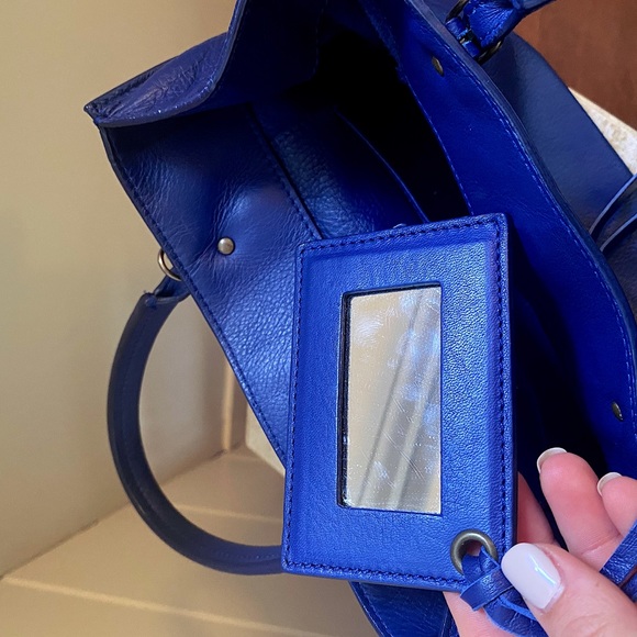 Balenciaga Mini Papier A4 Tote Bag - Picture 11 of 12